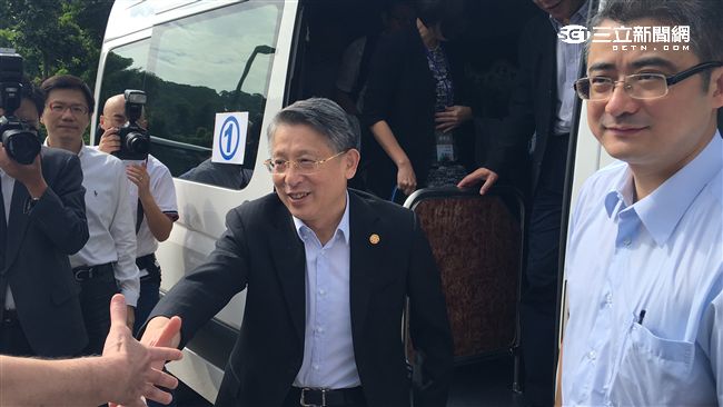 沙海林參訪安養院　再提兩岸一家親