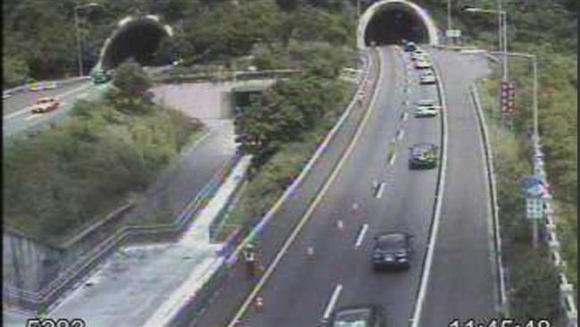 雙十連假第2天　國5雙向高乘載管制