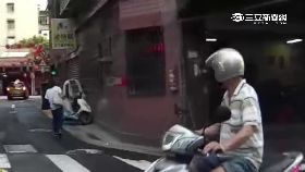 伯看妹撞車1200