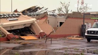 遭6起龍捲風侵襲　建物慘剩碎片殘骸