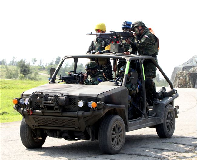 漢光32號「聯勇操演」特戰突擊車。（記者邱榮吉/屏東拍攝）