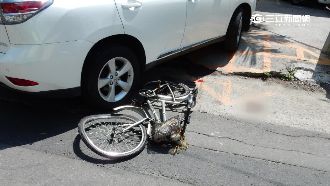 撞飛單車婦！休旅車駕駛遭控不聞不問