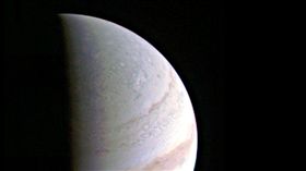 朱諾號回傳史上最清晰的木星照片。（圖／翻攝自NASA）