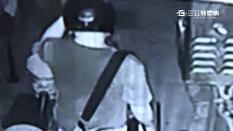 光天化日闖民宅　賊偷金飾得手50萬