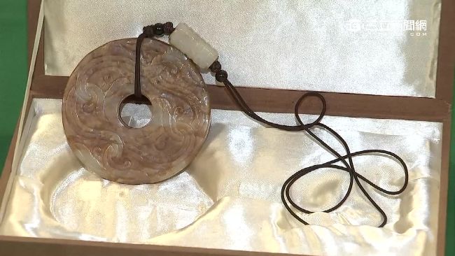 欠稅遭扣押古玉法拍！侯西峰急繳稅