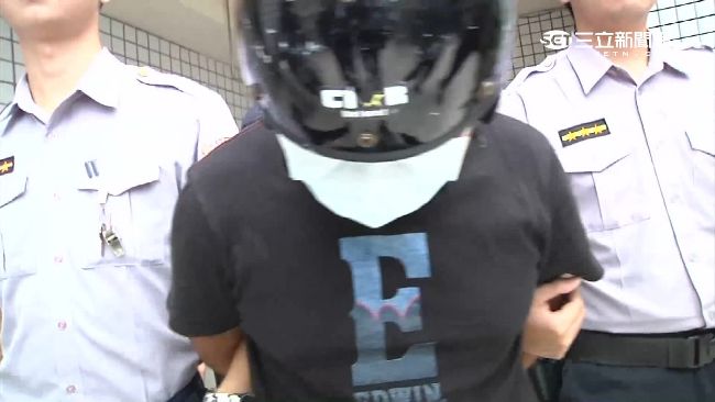 當小王自豪很大　正牌男友化身綠巨人