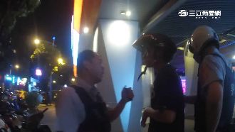 騎士拒酒測糾眾圍警　遭快打部隊壓制