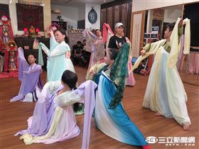 在台灣的故事-仲。夏。