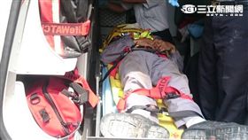 台電外包員工維修電箱時慘遭電擊灼傷（翻攝畫面）