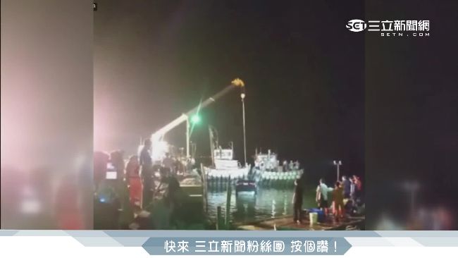 嘉義東石漁港轎車墜海　駕駛救起不治