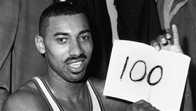 Wilt Chamberlain,張伯倫單場100分（ap）