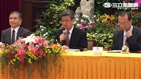 司法院正副院長提名人選出爐！副總統陳建仁今（1）日「司法院正、副院長及大法官被提名人介紹」記者會上公布，前大法官許宗力和最高法院法官蔡烱燉分別獲提名為司法院正、副院長，同時提名5位大法官被提名人為：台灣大學法律學院教授黃昭元、台灣大學法律學院院長詹森林、嘉義大學教授許志雄、民間司法改革基金會董事長黃瑞明與司法院副秘書長張瓊文，總統府今日將咨文，提請立法院同意。

記者張之謙攝