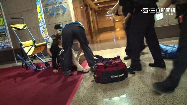 惡煞砸車女又墜樓　社區夜晚不平靜