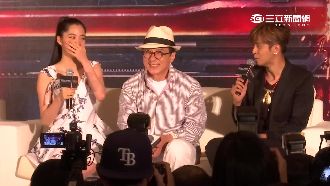 成龍首戰科幻片　竟在台上打槍羅志祥