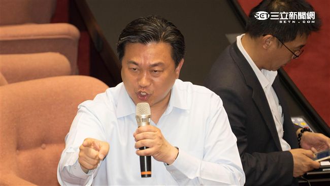 軍公教九三大遊行　王定宇這樣說