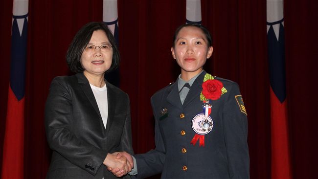 提前慶祝軍人節　蔡英文致詞全文