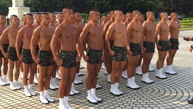 九三大遊行　國民黨被指疑發走路工