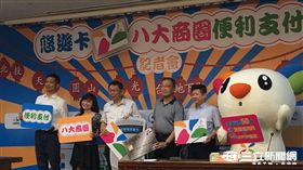 台北市長柯文哲 悠遊卡 八大商圈 盧冠妃攝