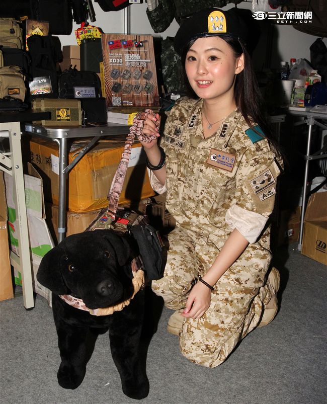 武哈祭正妹柯若若。（記者邱榮吉/攝影）