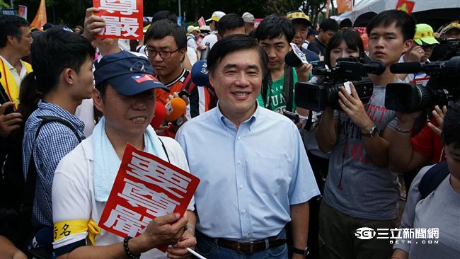 軍公教上凱道　郝龍斌籲民進黨勿無視
