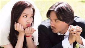 舒淇馮德倫結婚照／愛奇藝微博