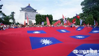 軍公教大遊行　25萬人集結凱道