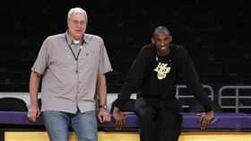 Kobe Bryant,Phil Jackson（ap）
