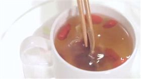 中藥,氣血,氣色,茶飲,黃耆,桂圓,枸杞,
(翻攝美拍)