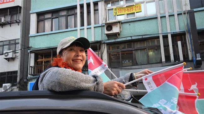 重返校園遭阻？蕭曉玲曾任民政府州長