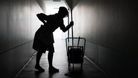 傭人,母女,重男輕女,家庭,不公平
圖／shutterstock／達志影像