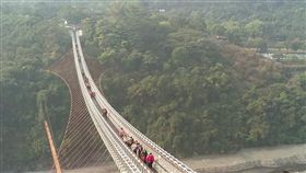 山川琉璃橋
https://www.facebook.com/514872602015253/photos/pb.514872602015253.-2207520000.1472976905./545674935601686/?type=3&theater