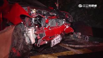 兩車相撞釀悲劇　孕婦抱女釀2屍3命