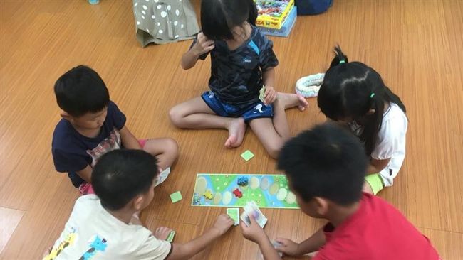 大人一起玩！桌遊讓孩子的成長看得見