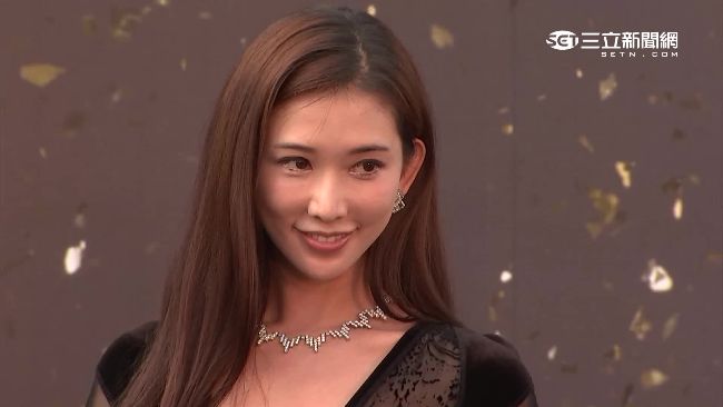 女神強碰！范爺誇志玲姐姐「好可愛」