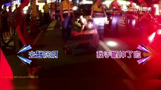 遇小車禍暴走！婦一拳擊中女警後腦杓
