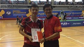 王子維,合庫,羽協,羽球（圖／翻攝自合庫羽球隊-非公司網站臉書粉絲專頁）
https://www.facebook.com/TCB.badminton/photos/a.782775825195670.1073741857.167738606699398/786906908115895/?type=3&theater