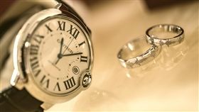 手錶,腕錶,戒指,對戒,配件,時尚（圖／Pixabay）