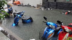 台南市淹水（圖／爆料公社）