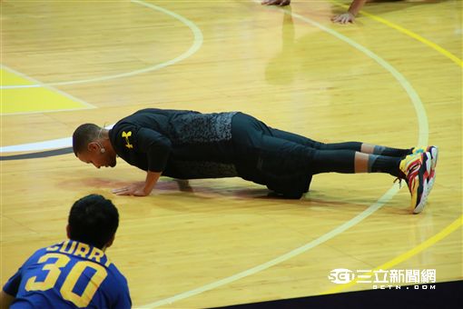 Stephen Curry見面會（圖／記者王怡翔攝）