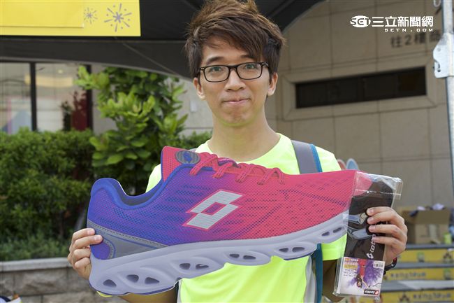 2016 Lotto月光路跑攤位活動（記者林顥宗/攝影）
