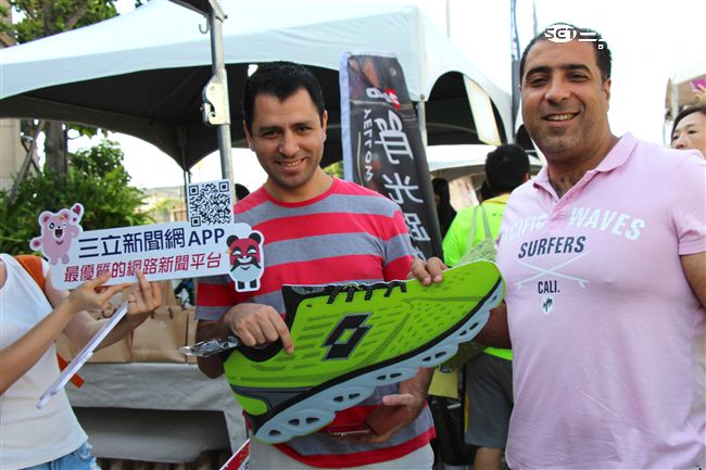 2016 Lotto月光路跑攤位活動（記者林顥宗/攝影）