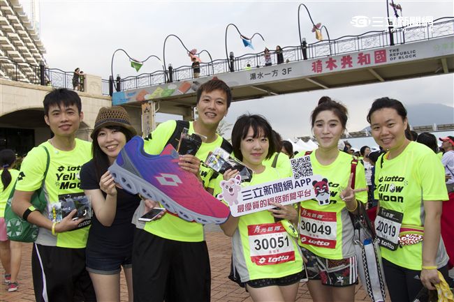 2016 Lotto月光路跑攤位活動（記者林顥宗/攝影）