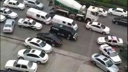 陸遼寧運鈔車遭劫持　1.66億被搶