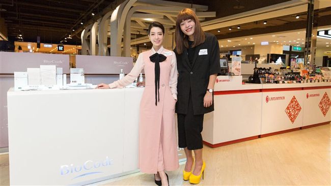 男版唐立淇主持處女秀　比美路嘉欣