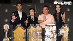 許瑋甯、藍正龍宣布105年度電視金鐘獎最佳男、女主角入圍名單。（記者邱榮吉/攝影）