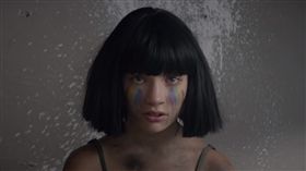 Sia - The Greatest (Maddie Ziegler)（圖／翻攝自YouTube）