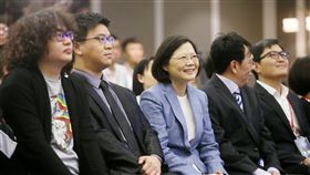 蔡英文出席英雄聯盟行前加油會　總統府提供