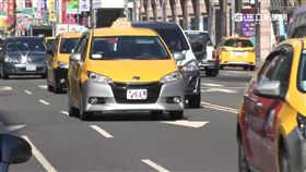 力拚Uber! 擬鬆綁計程車