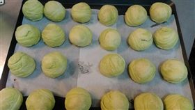 喜憨兒月餅（圖／翻攝自李忠潔臉書）