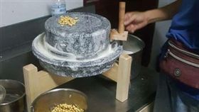 網友上淘寶網買石磨／Dcard